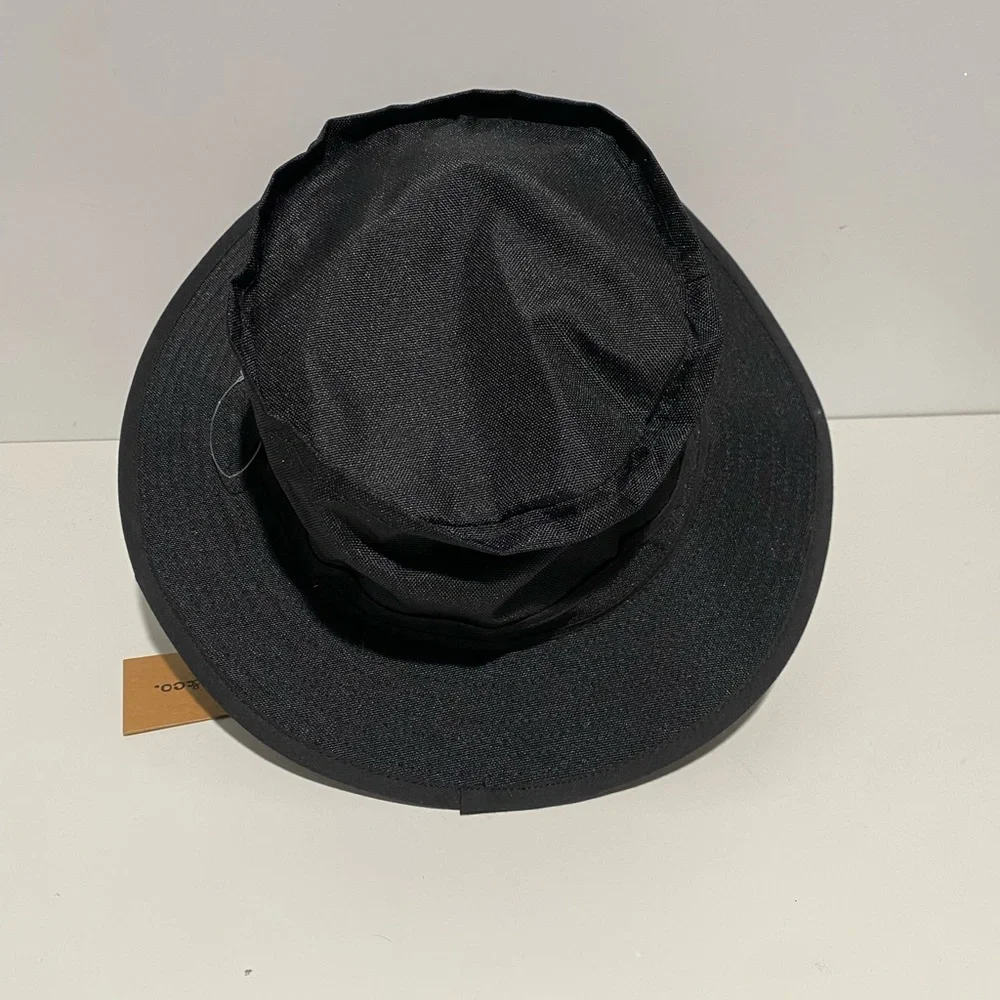 McNairy & Co.‎ Black Woody Daisy Fitted Bucket Hat Medium Nylon